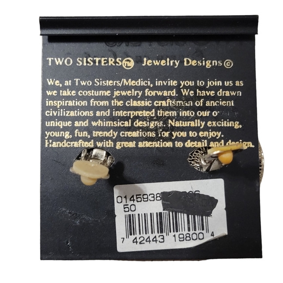 Clip on earrings - Picture 4 of 5